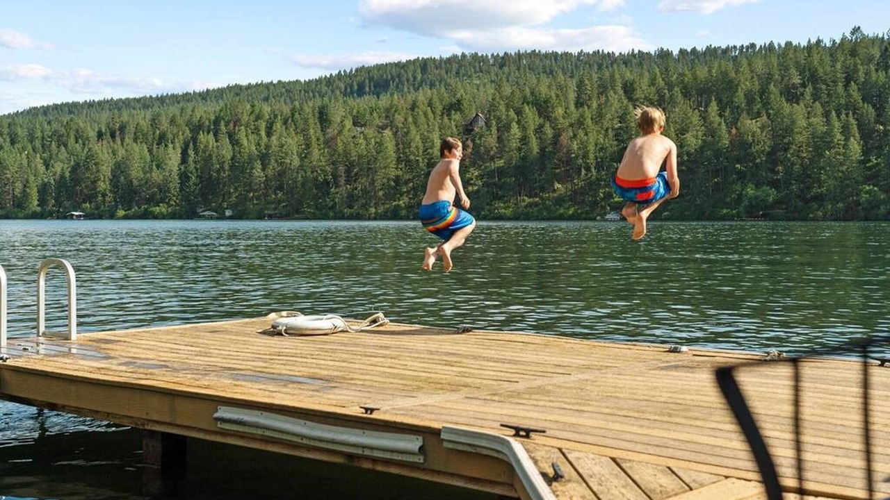 Photo of Others in Nine Mile Falls
