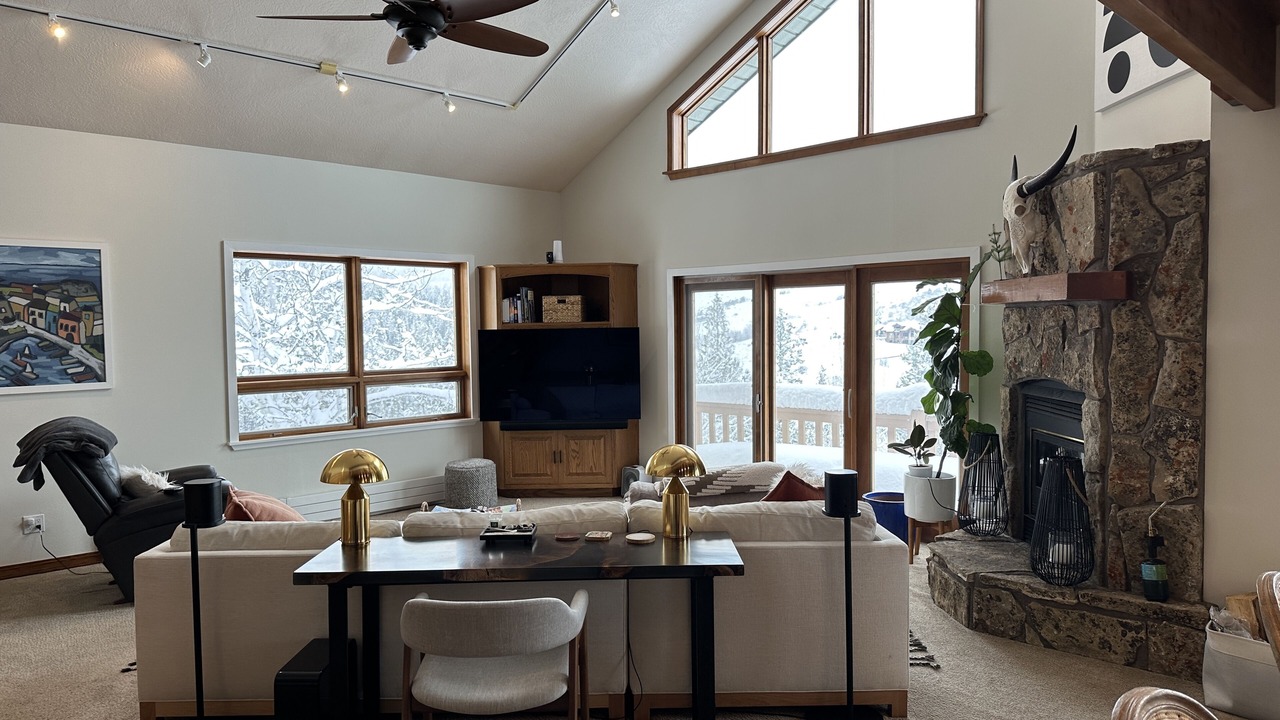 Photo of Livingroom in Butler Creek