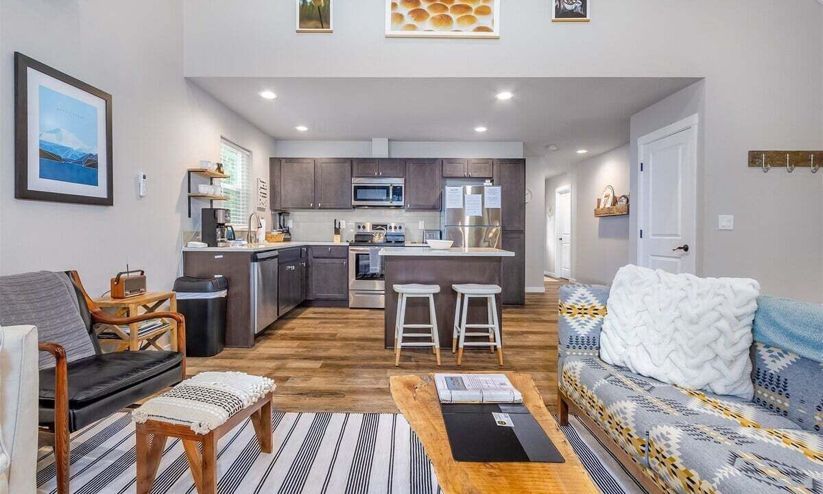 Photo of Livingroom in Packwood