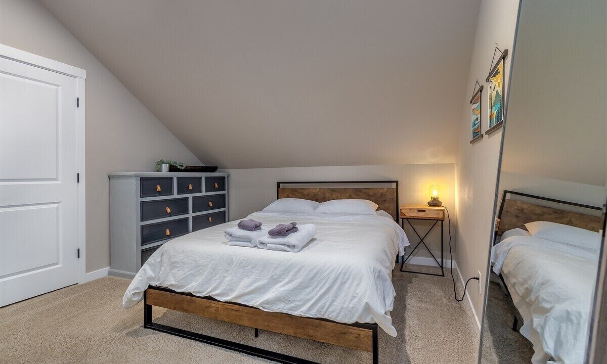 Photo of Bedroom in Packwood