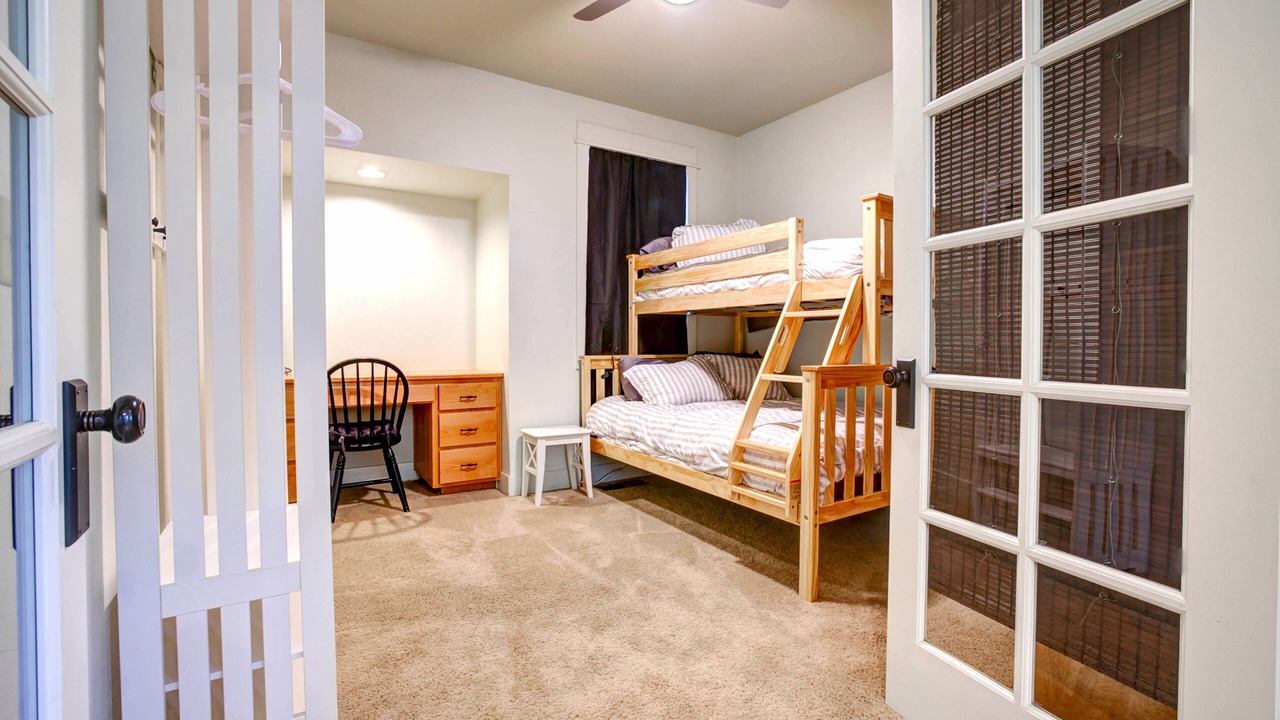 Photo of Bedroom in Redmond