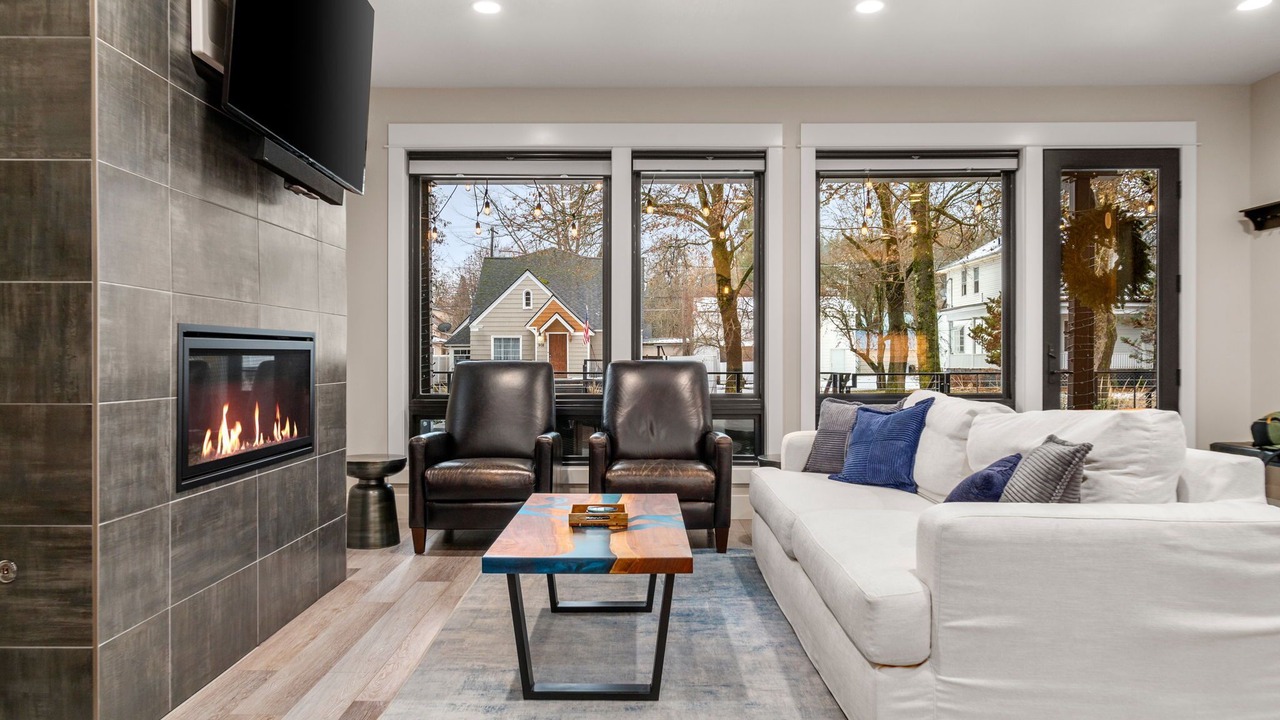 Photo of Livingroom in Garden District