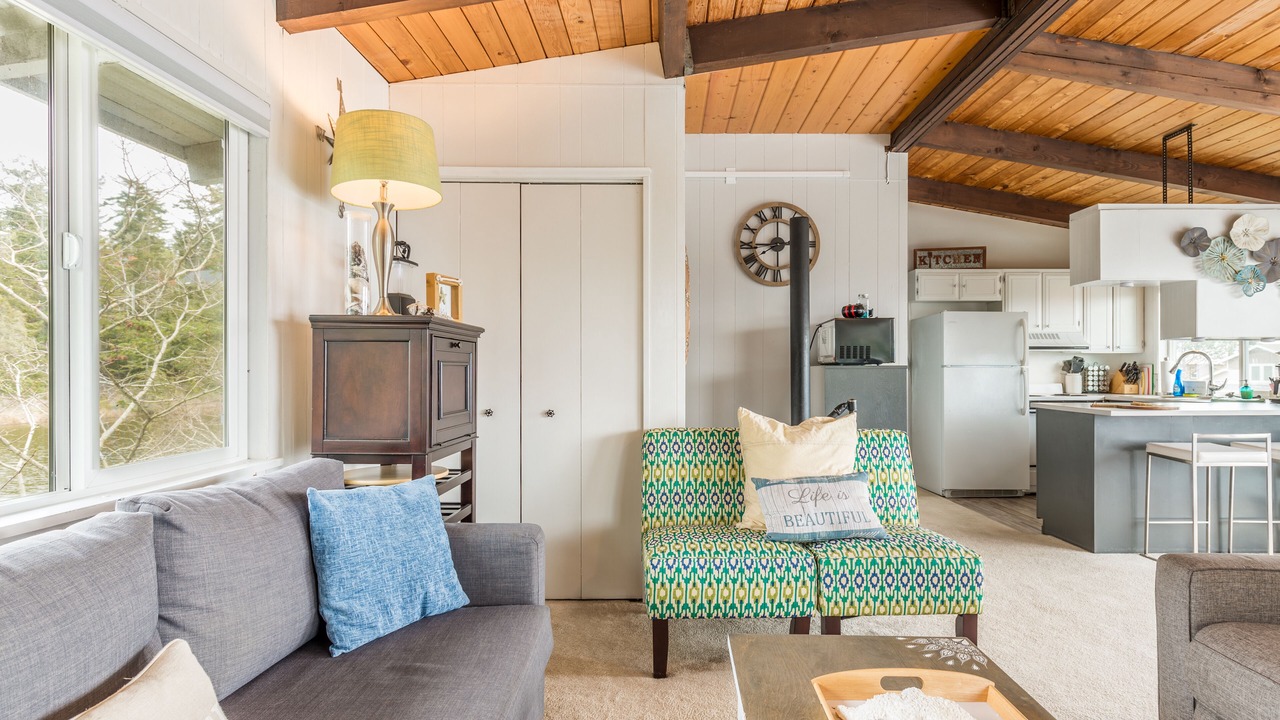 Photo of Bedroom in Coupeville