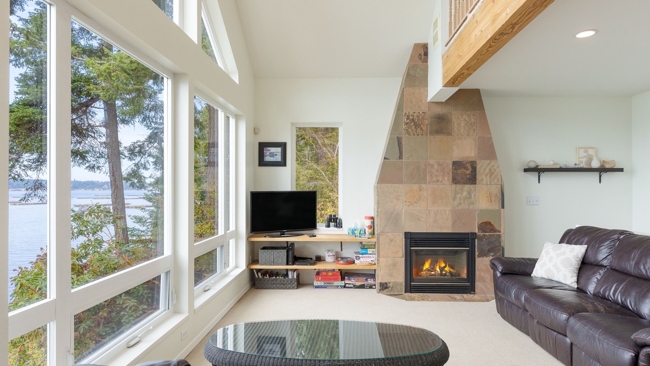 Photo of Livingroom in Coupeville