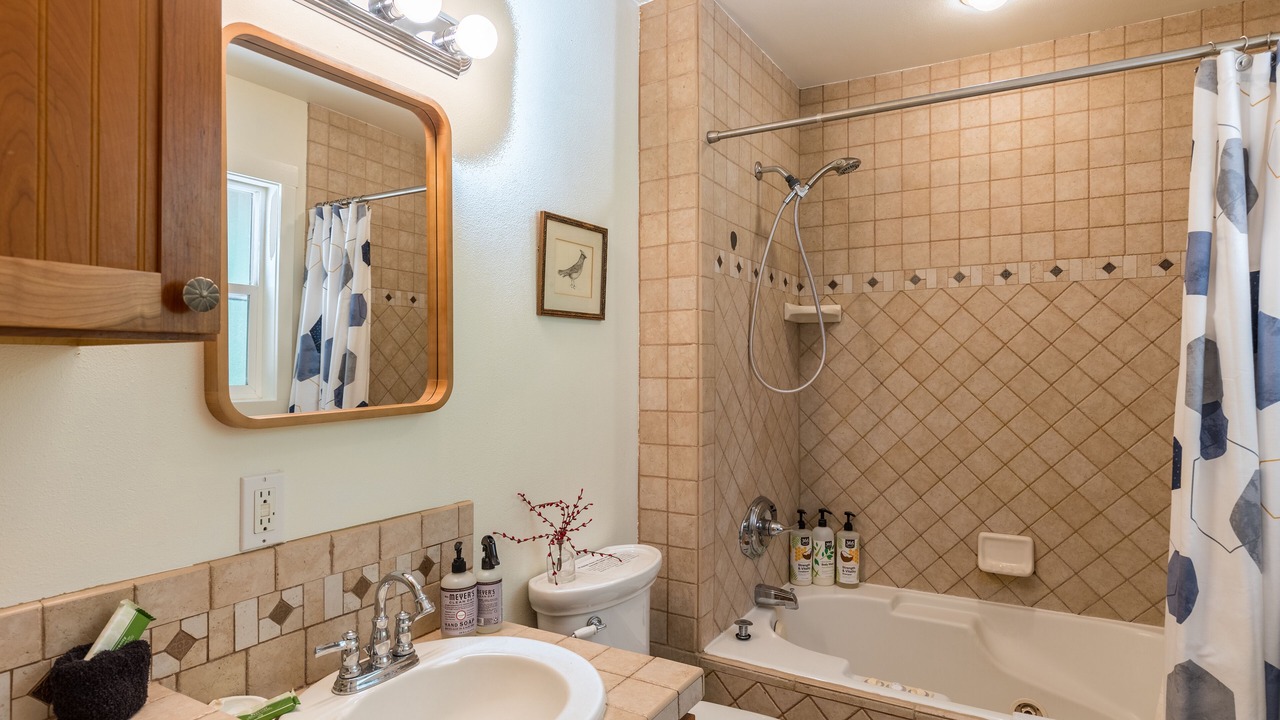 Photo of Bathroom in Coupeville