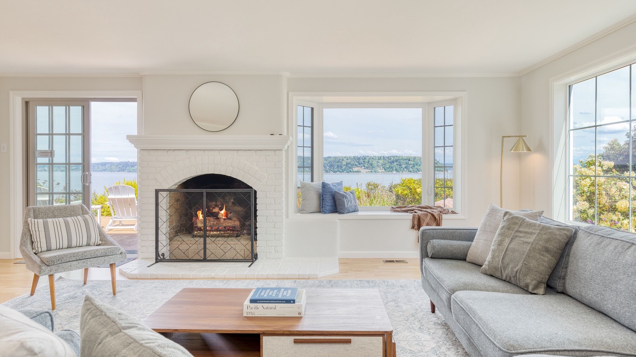 Photo of Bedroom in Langley