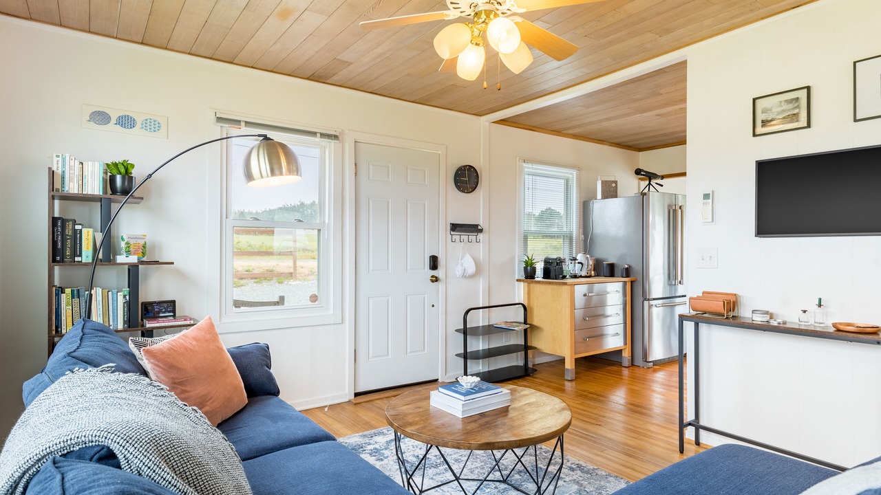 Photo of Bedroom in Oak Harbor