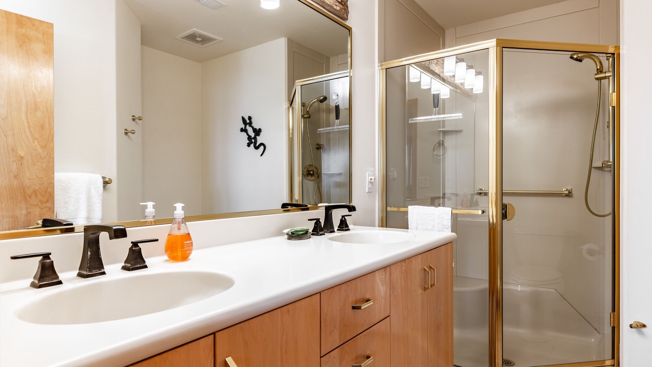 Photo of Bathroom in Freeland