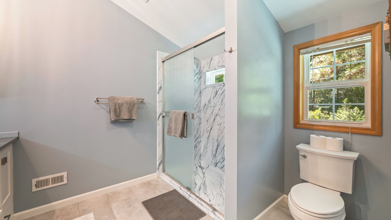 Photo of Bathroom in Leavenworth
