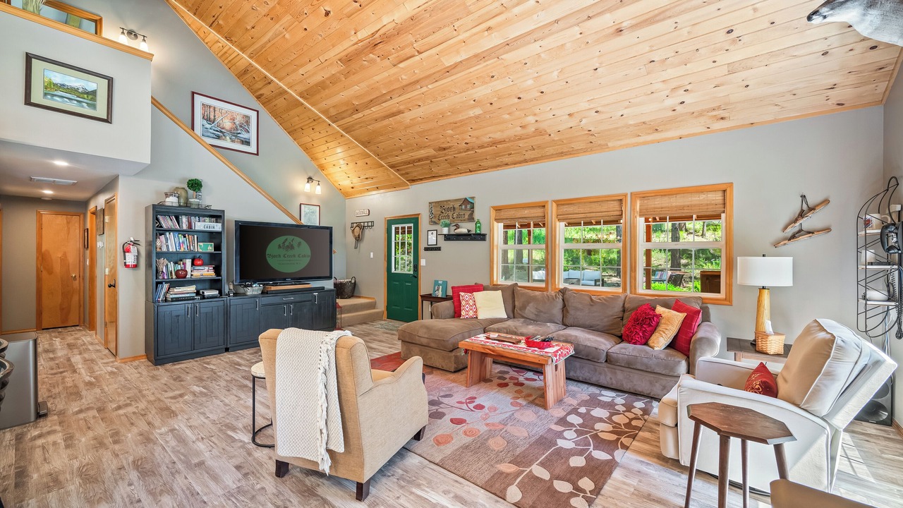 Photo of Bedroom in Leavenworth