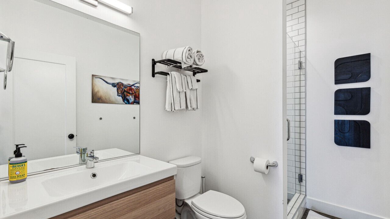 Photo of Bathroom in Franklin to the Fort