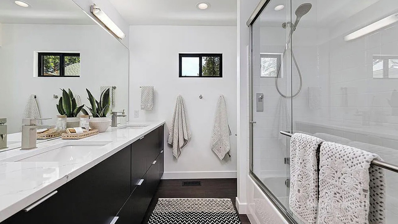 Photo of Bathroom in North End