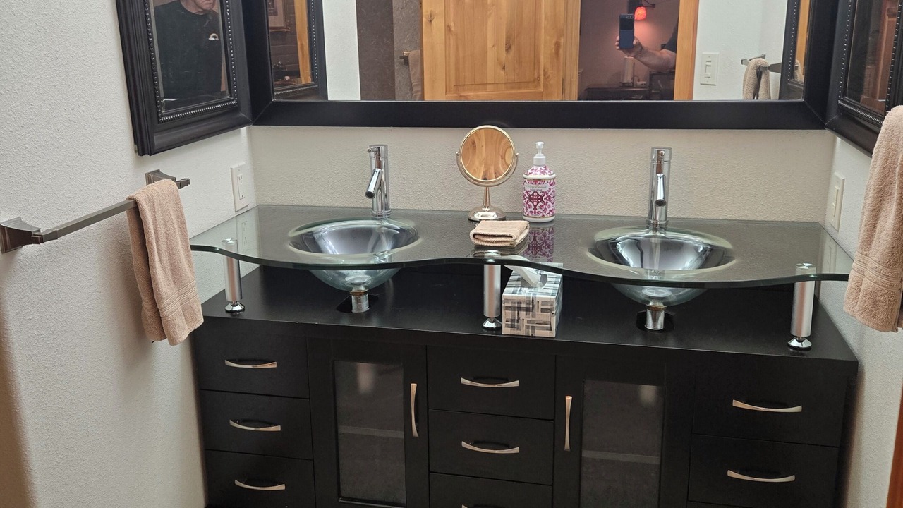 Photo of Bathroom in Ashland