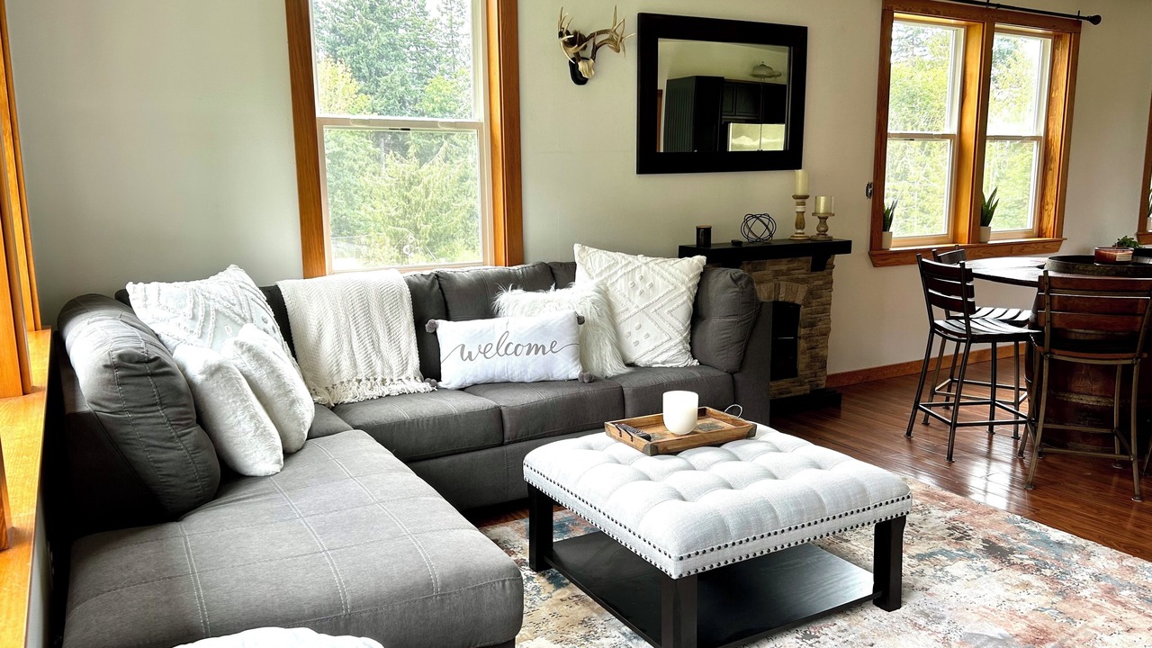 Photo of Livingroom in Port Angeles