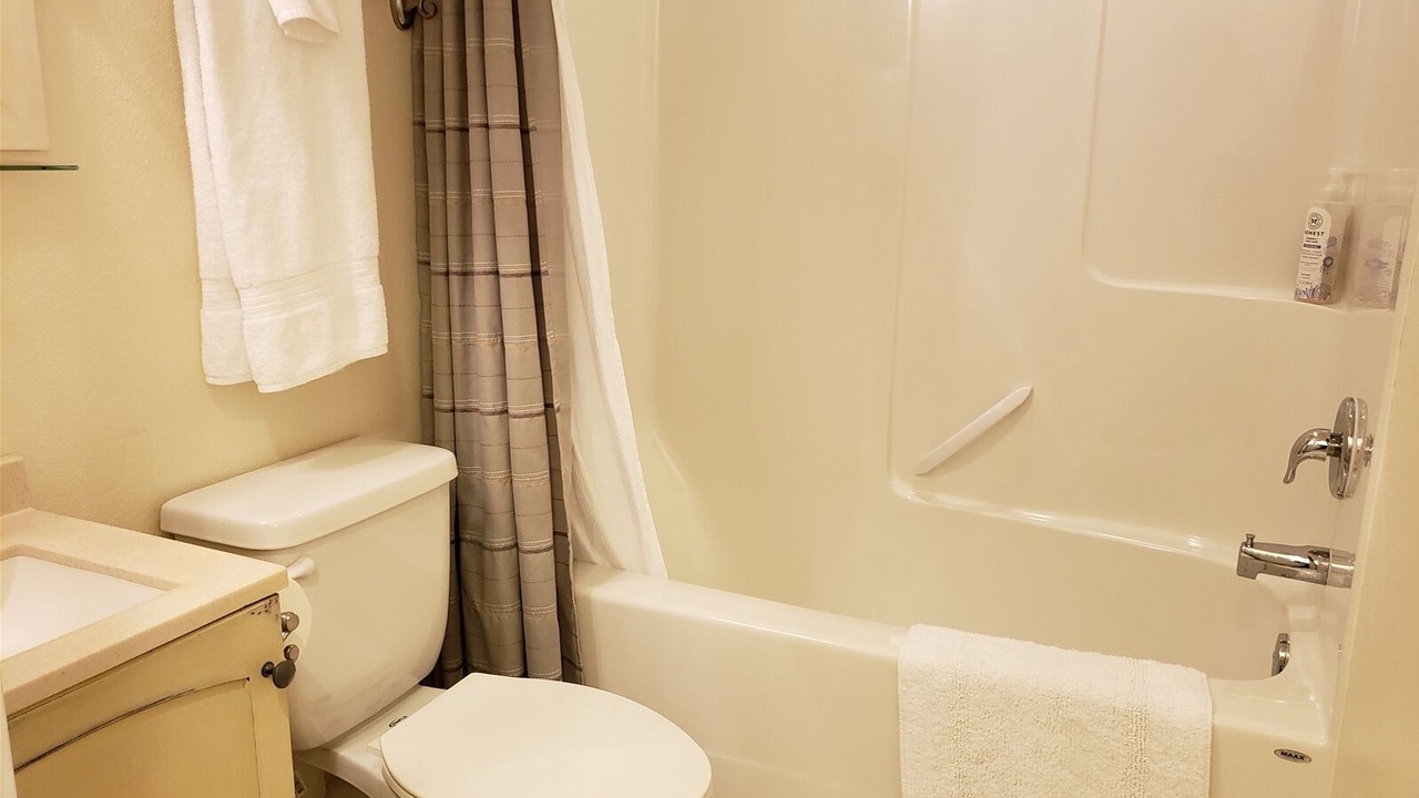 Photo of Bathroom in Ocean Shores