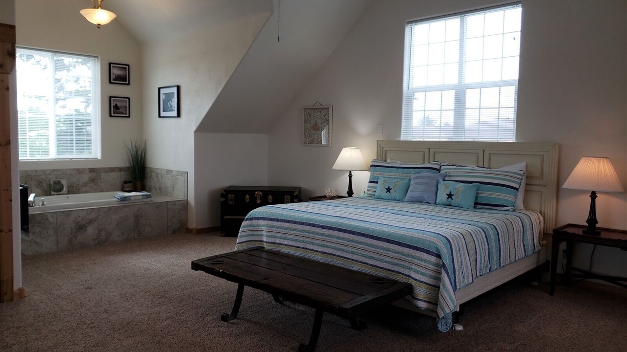 Photo of Bedroom in Ocean Shores