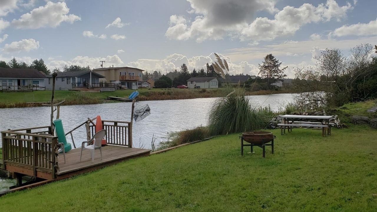 Photo of Others in Ocean Shores