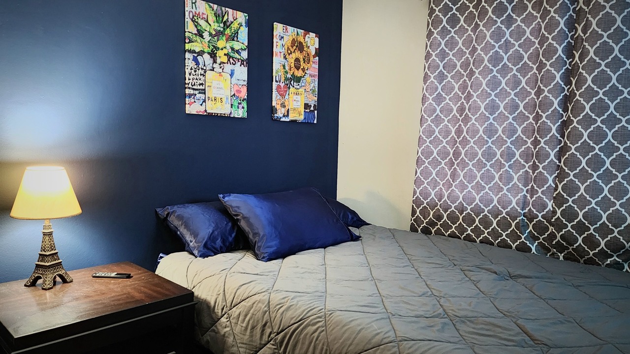 Photo of Bedroom in Romulus