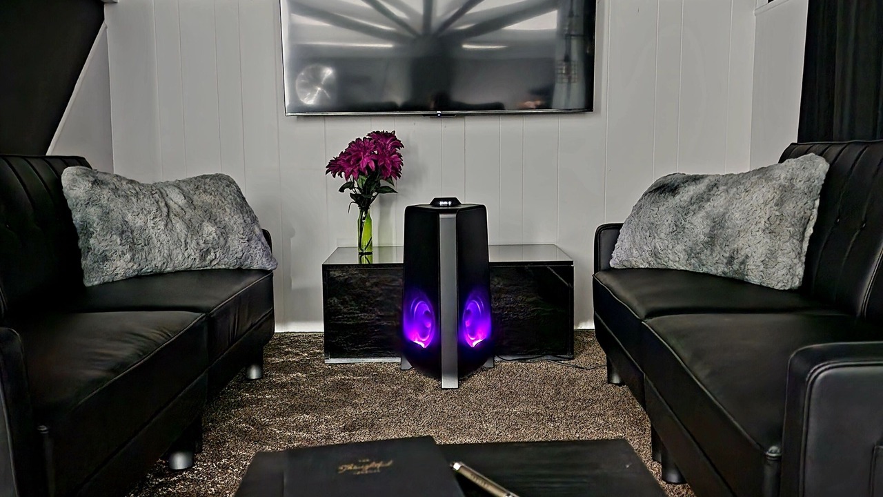 Photo of Livingroom in Romulus
