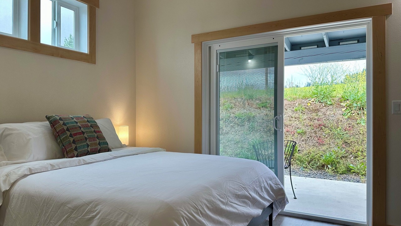 Photo of Bedroom in Newberg