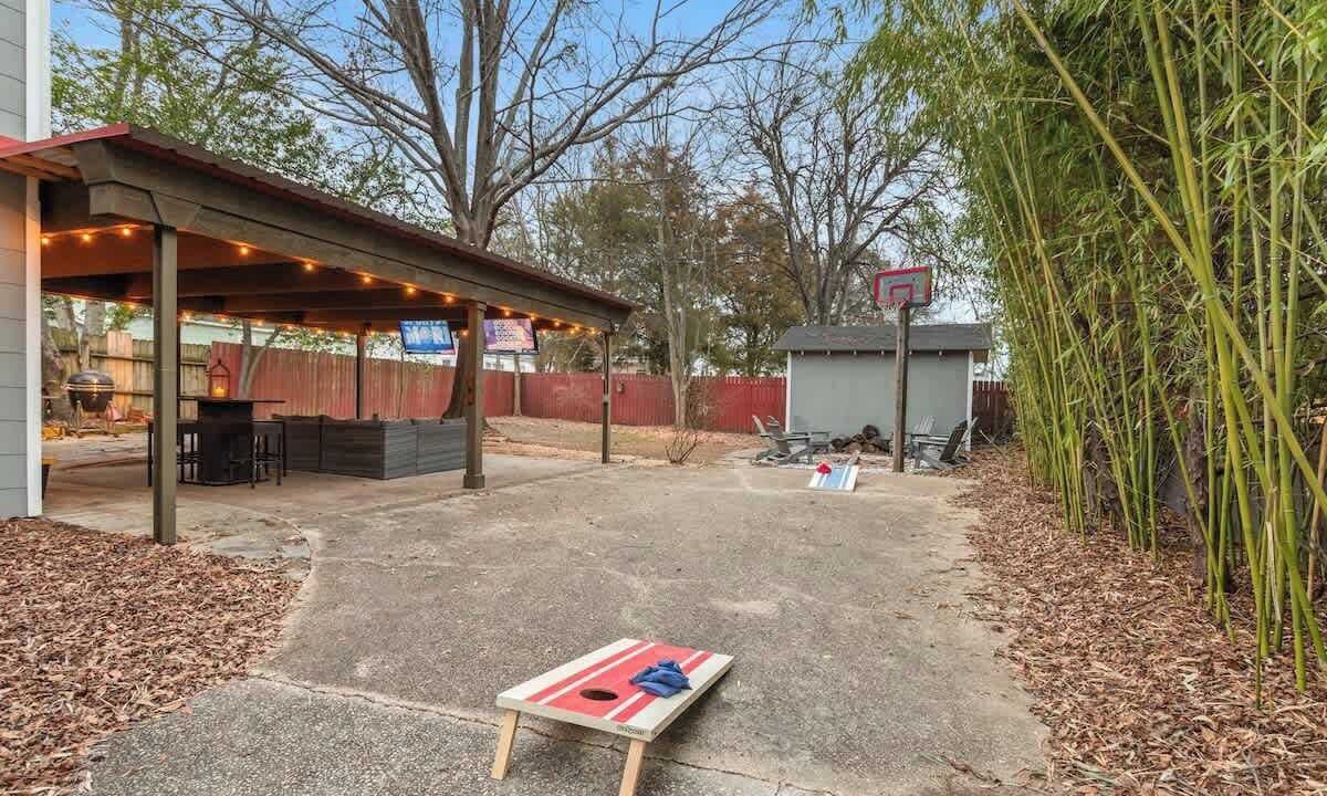 Photo of Outdoor in Northport