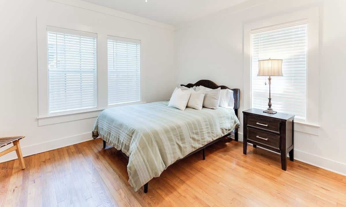 Photo of Bedroom in Northport