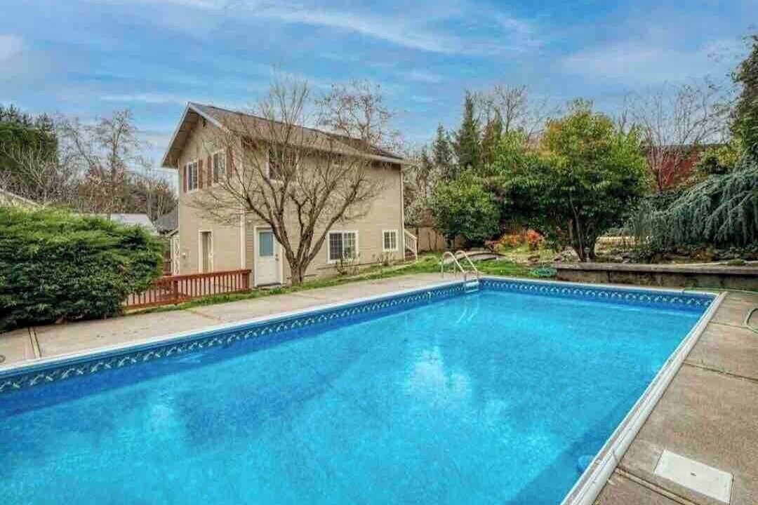 Photo of Outdoor in Medford