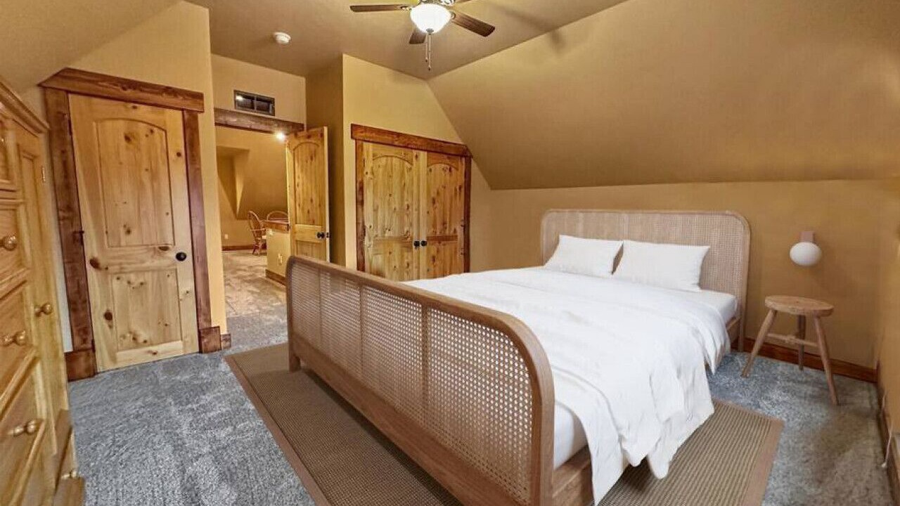 Photo of Bedroom in Donnelly