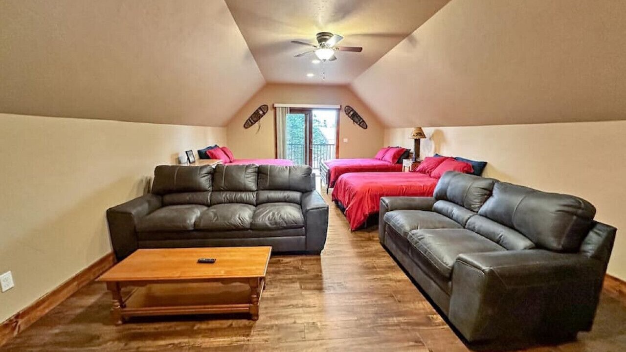 Photo of Livingroom in Donnelly