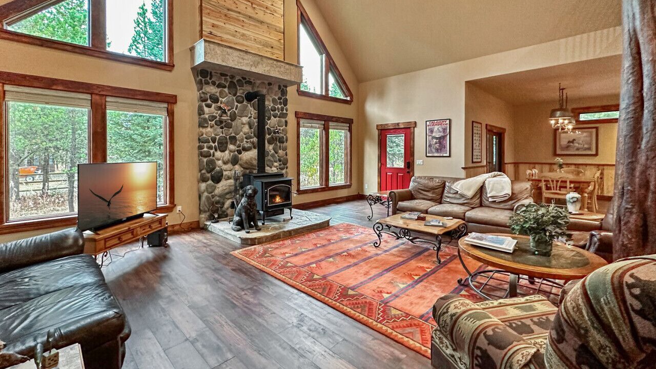 Photo of Livingroom in Donnelly