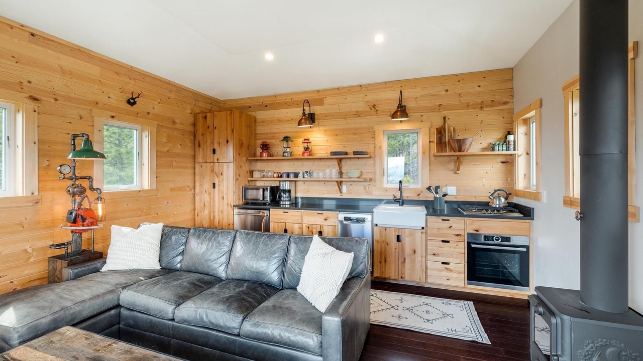 Photo of Bedroom in Sandpoint