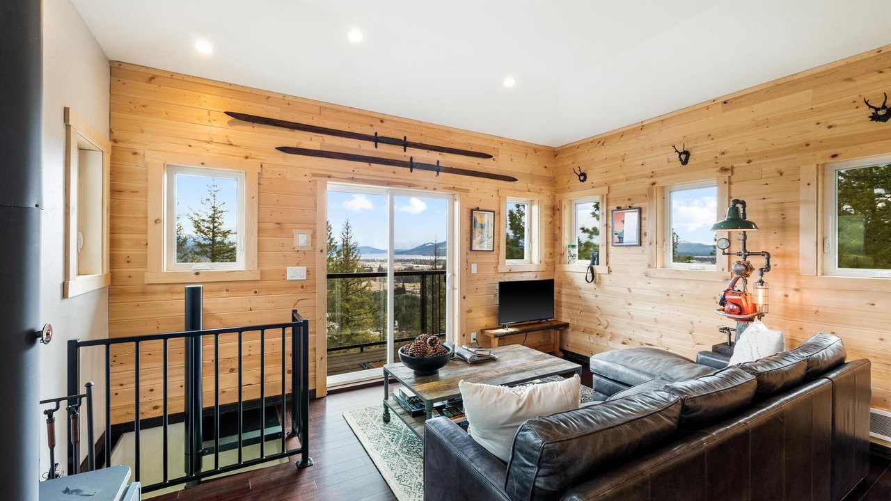 Photo of Bedroom in Sandpoint