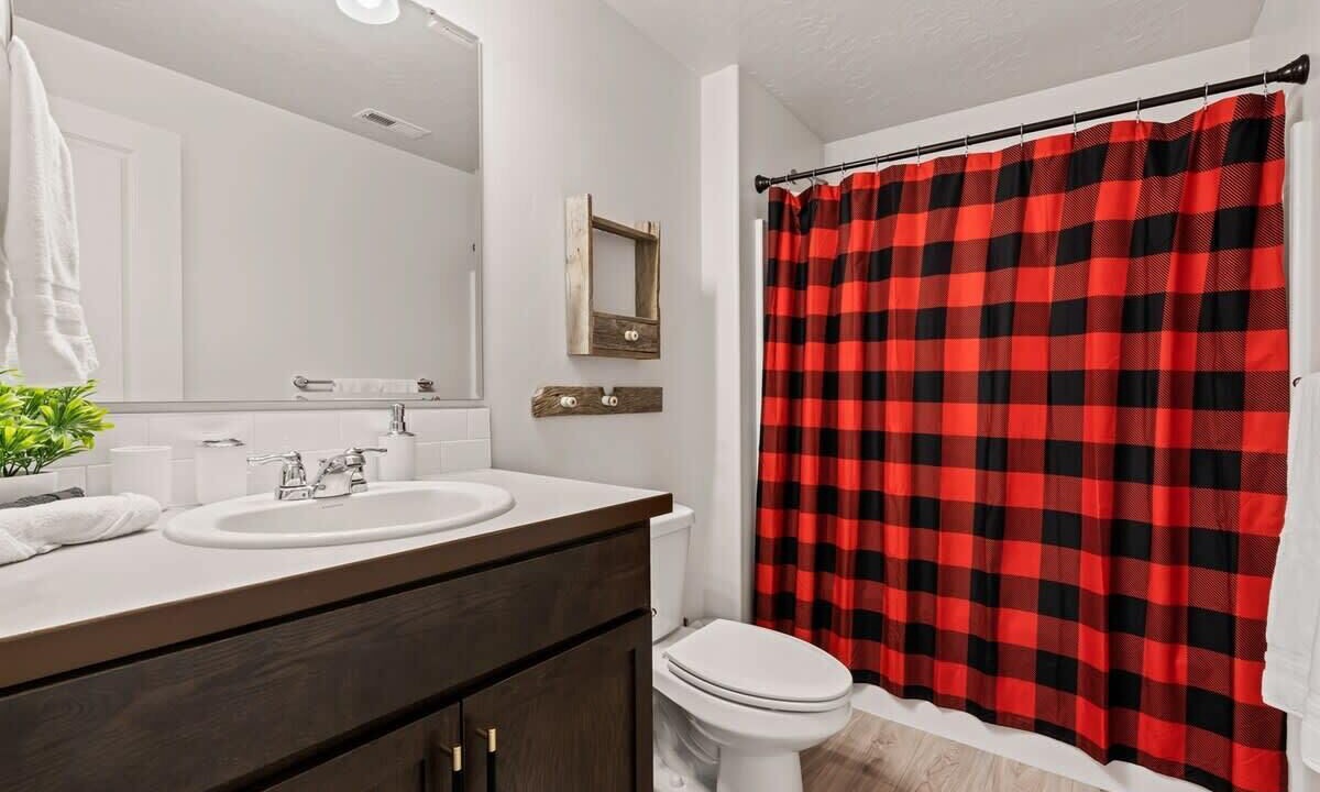 Photo of Bathroom in Caldwell