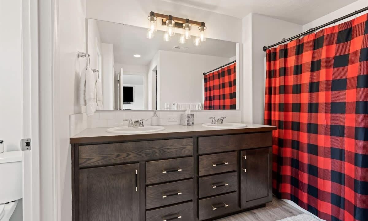 Photo of Bathroom in Caldwell