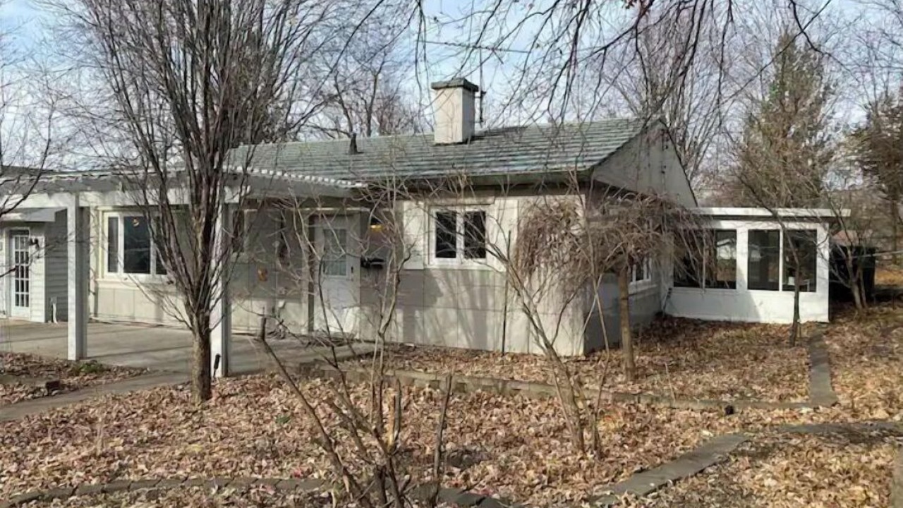 Photo of Outdoor in Windsor Heights