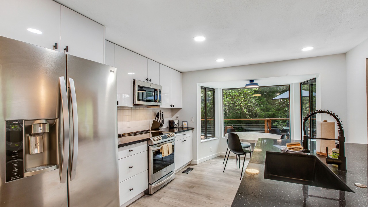 Photo of Kitchen in Anderson Island