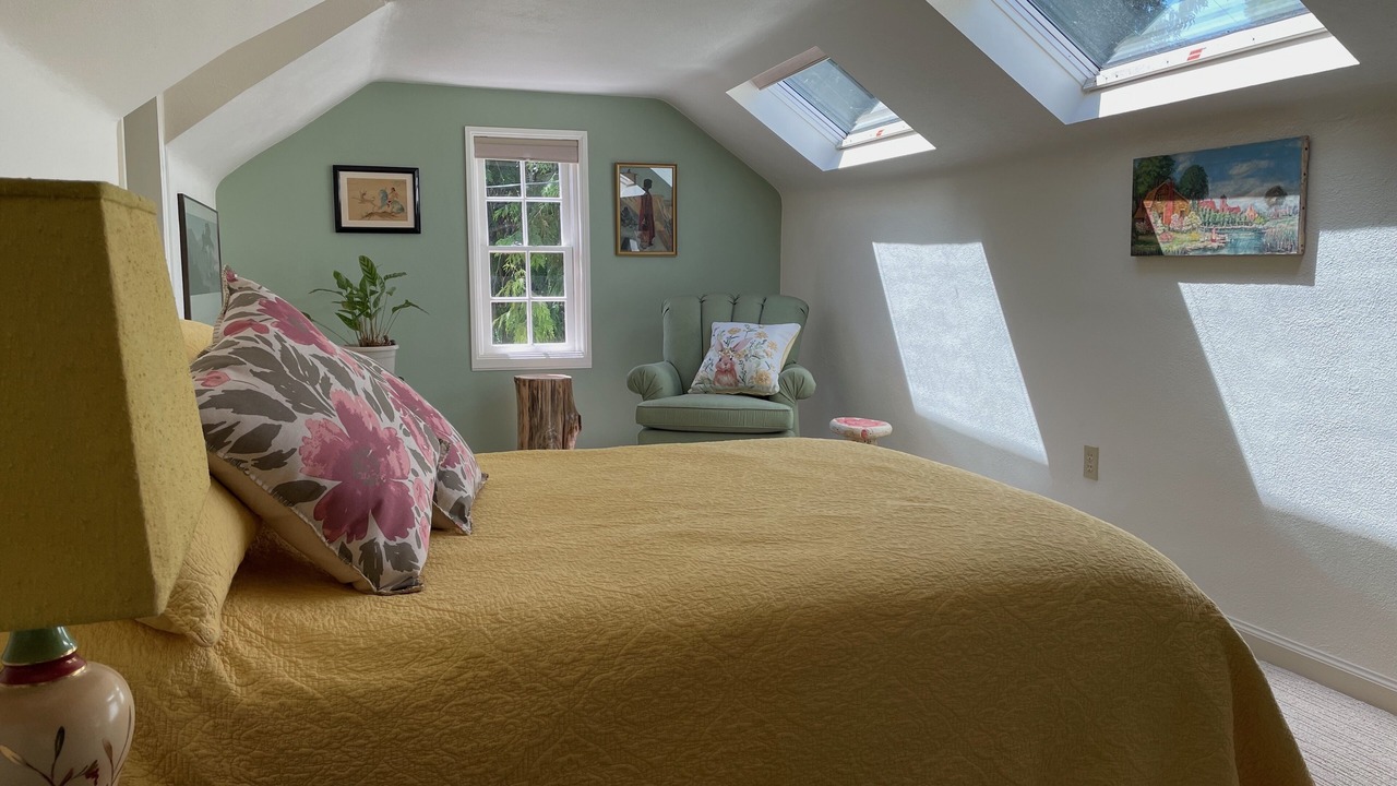Photo of Bedroom in Corvallis