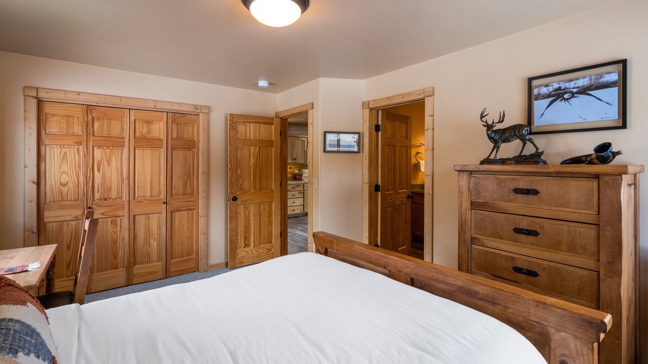 Photo of Bedroom in Lazy Acres
