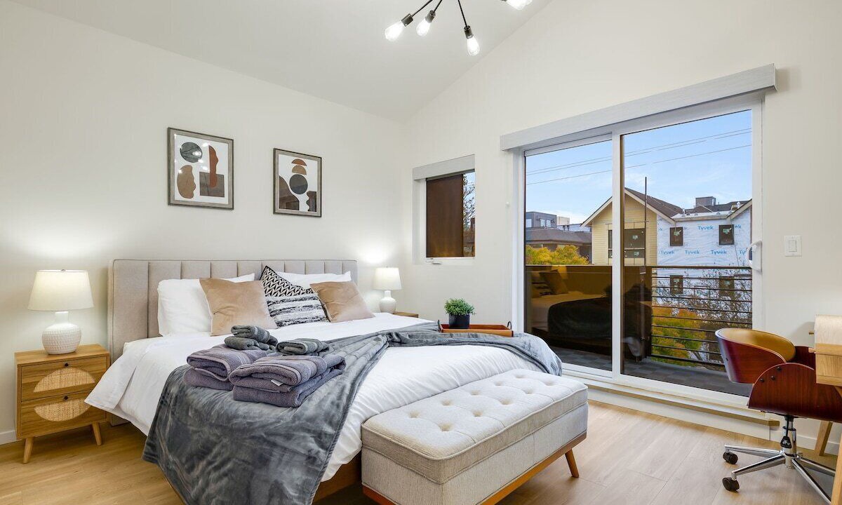 Photo of Bedroom in Whittier Heights