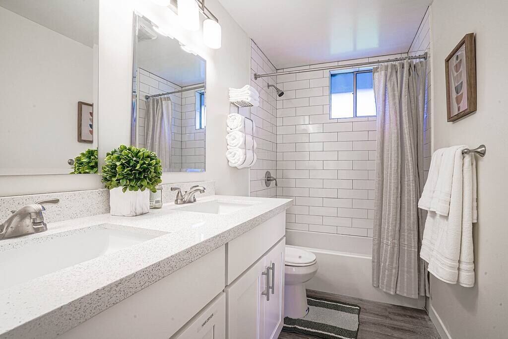 Photo of Bathroom in SeaTac