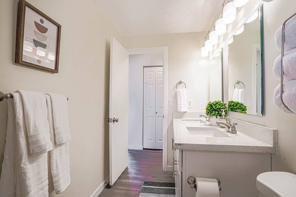 Photo of Bathroom in SeaTac