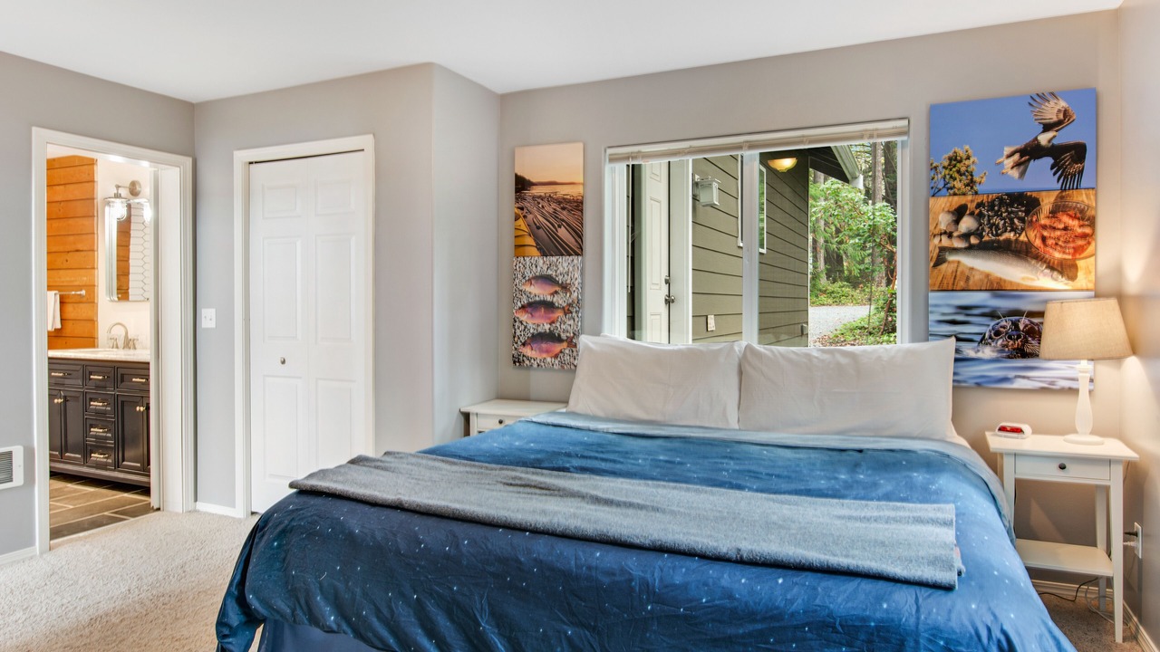 Photo of Bedroom in La Conner