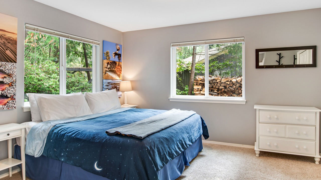 Photo of Bedroom in La Conner