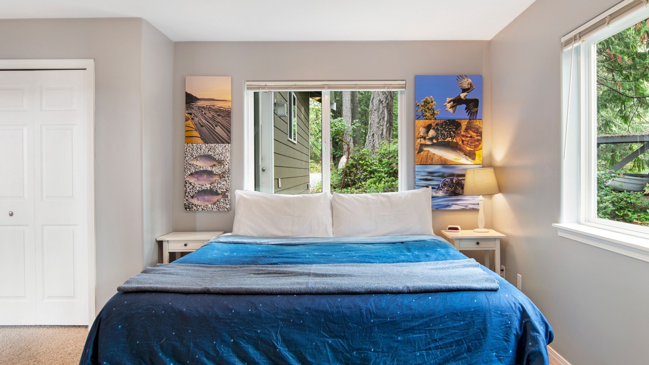 Photo of Bedroom in La Conner