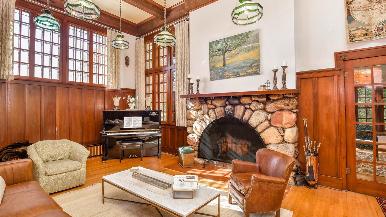 Photo of Livingroom in Metaline Falls