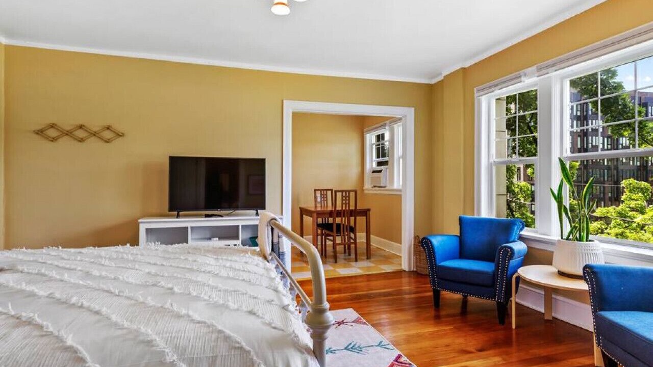 Photo of Bedroom in Alphabet Historic District
