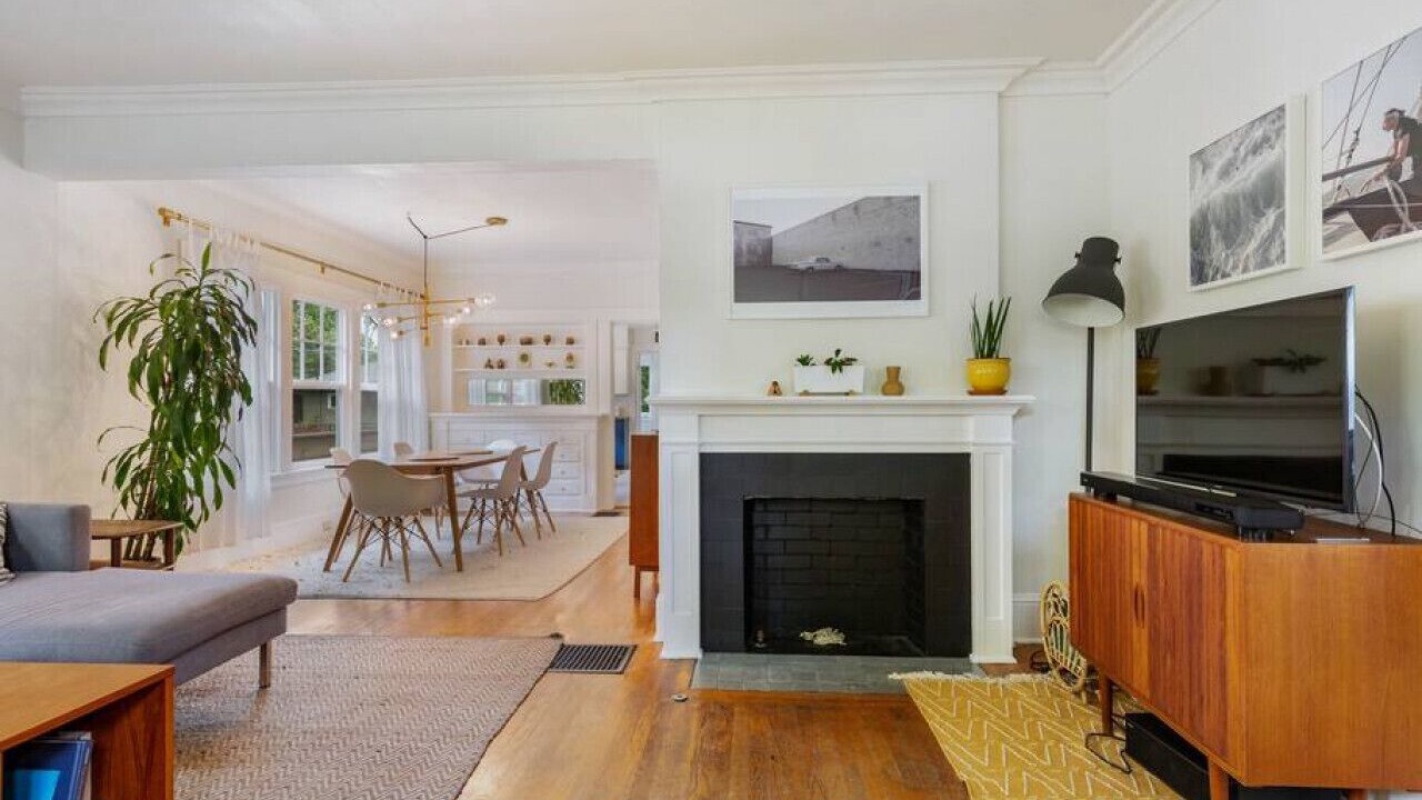 Photo of Livingroom in Ladd's Addition