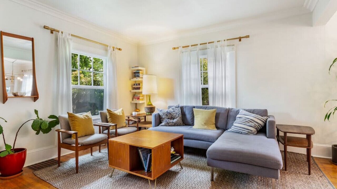 Photo of Livingroom in Ladd's Addition