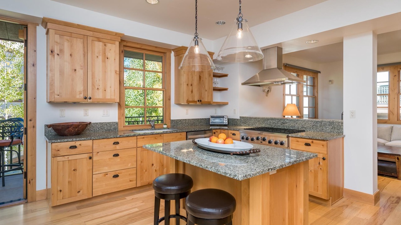 Photo of Kitchen in Elkhorn Village