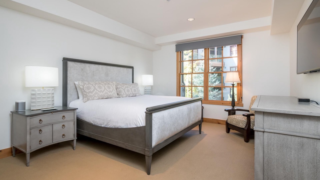 Photo of Bedroom in Elkhorn Village